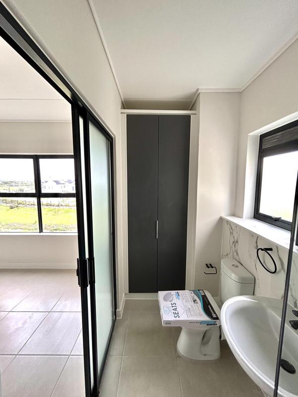 2 Bedroom Property for Sale in The Huntsman Western Cape